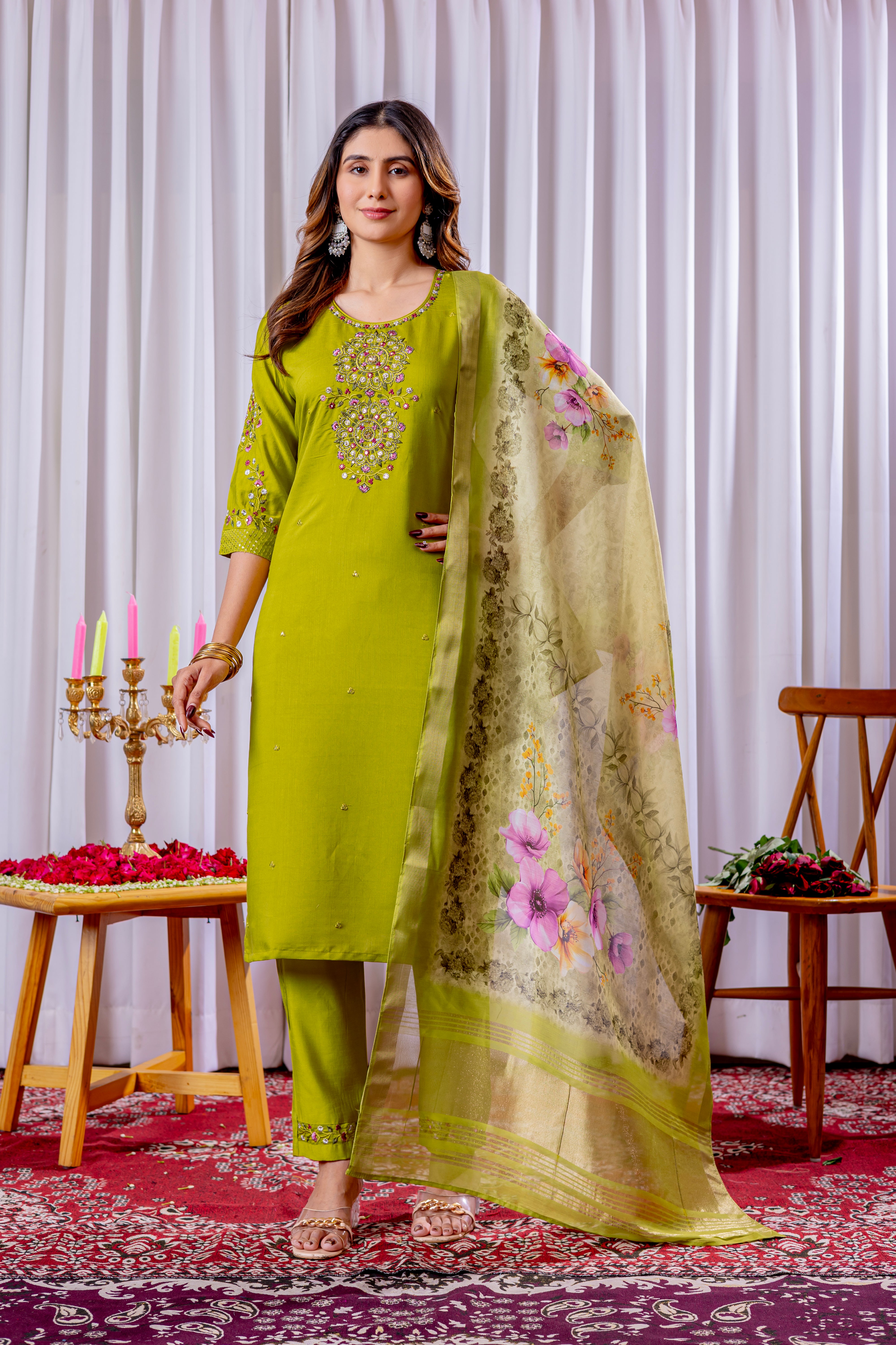 Elegant Straight Kurti Pant Dupatta Set