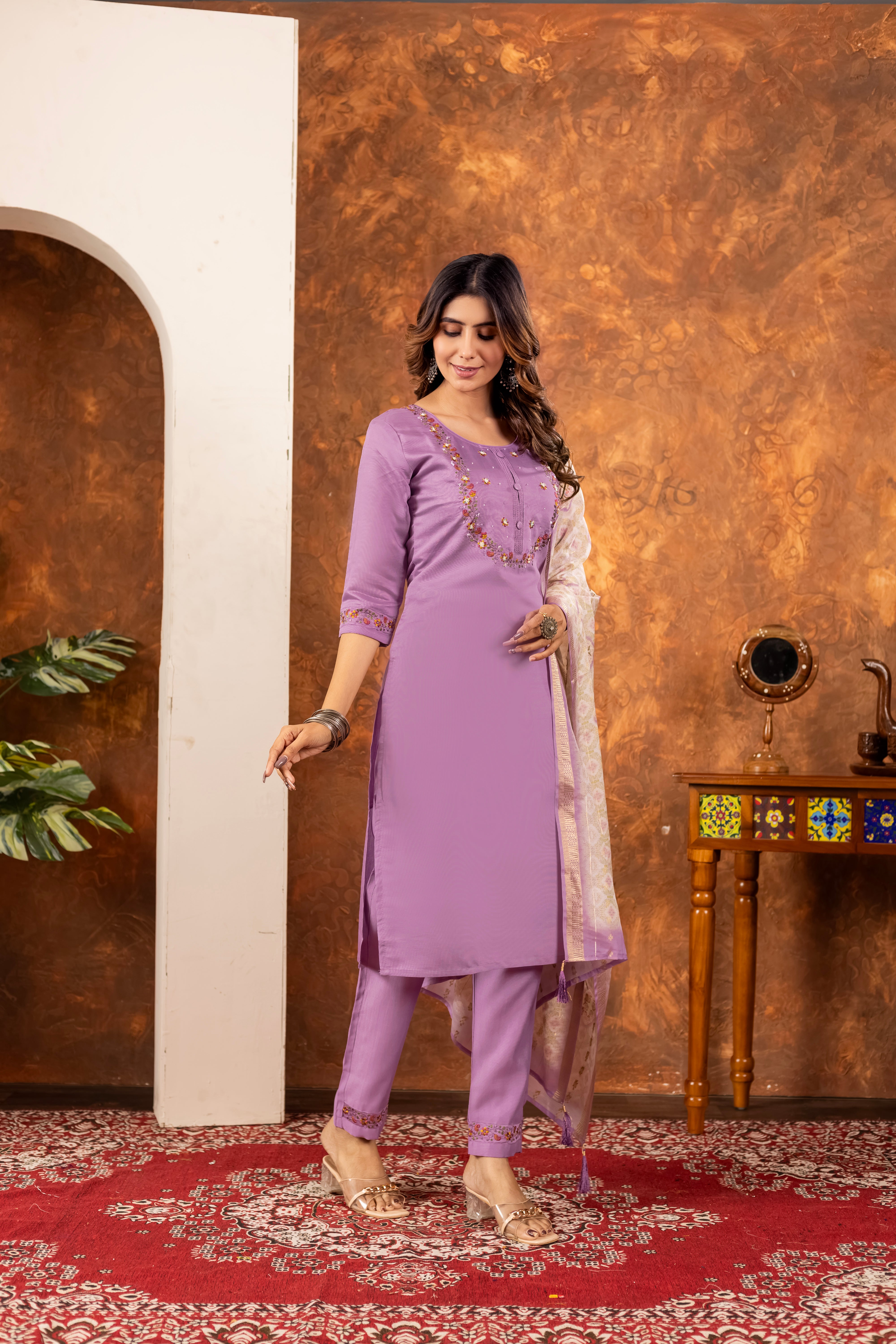 Elegant Straight Kurti Pant Dupatta Set