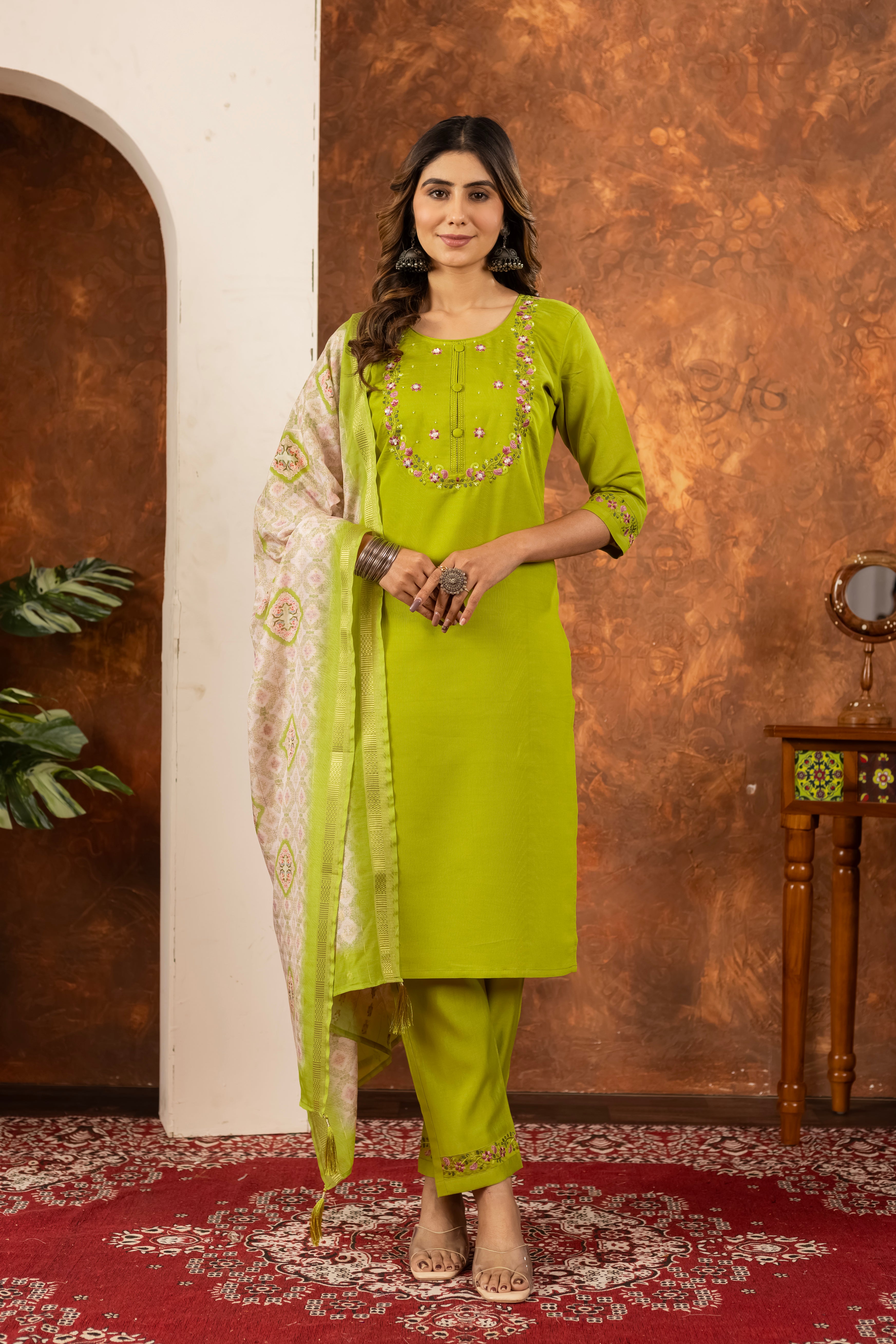 Elegant Straight Kurti Pant Dupatta Set