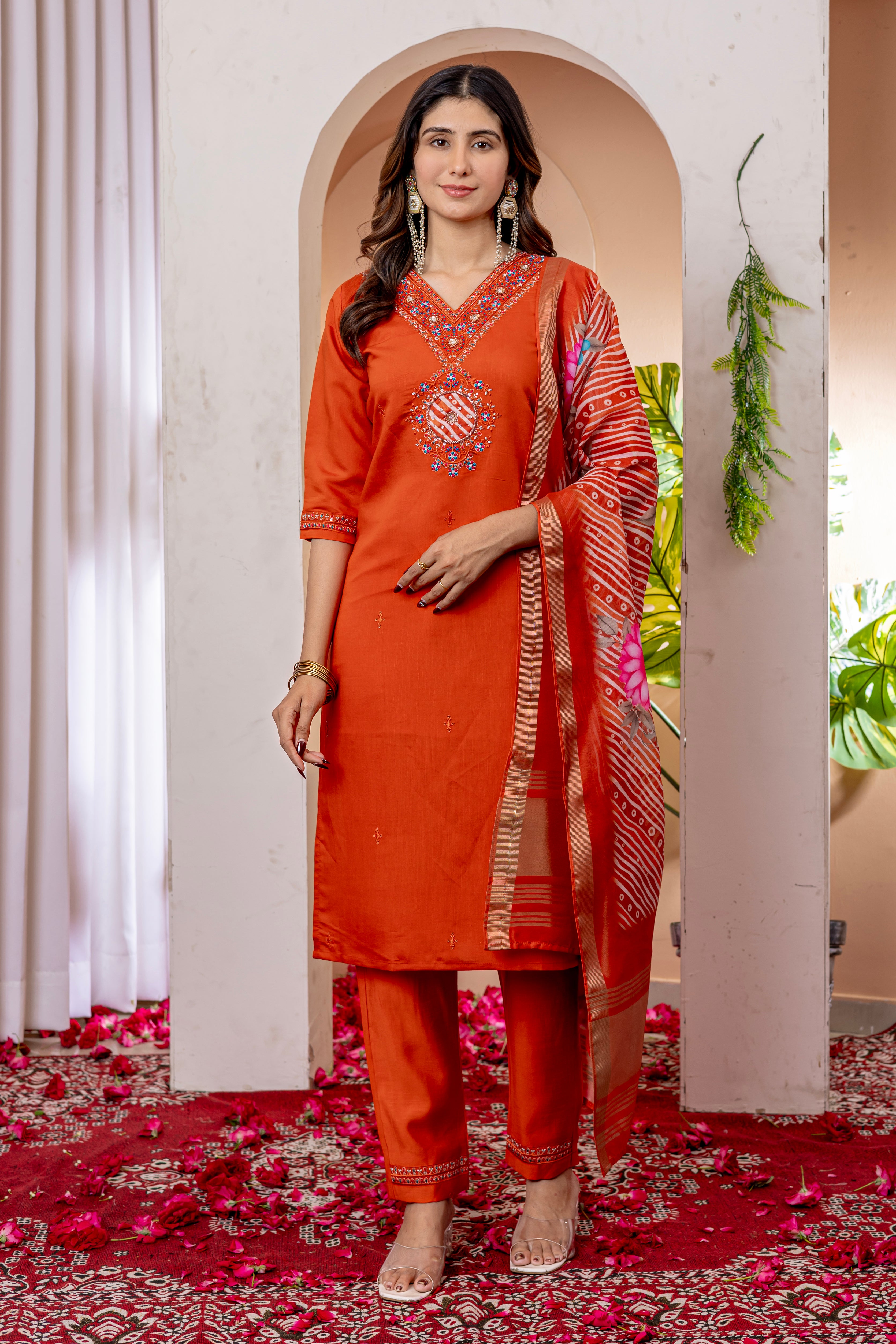 Elegant Straight Kurti Pant Dupatta Set
