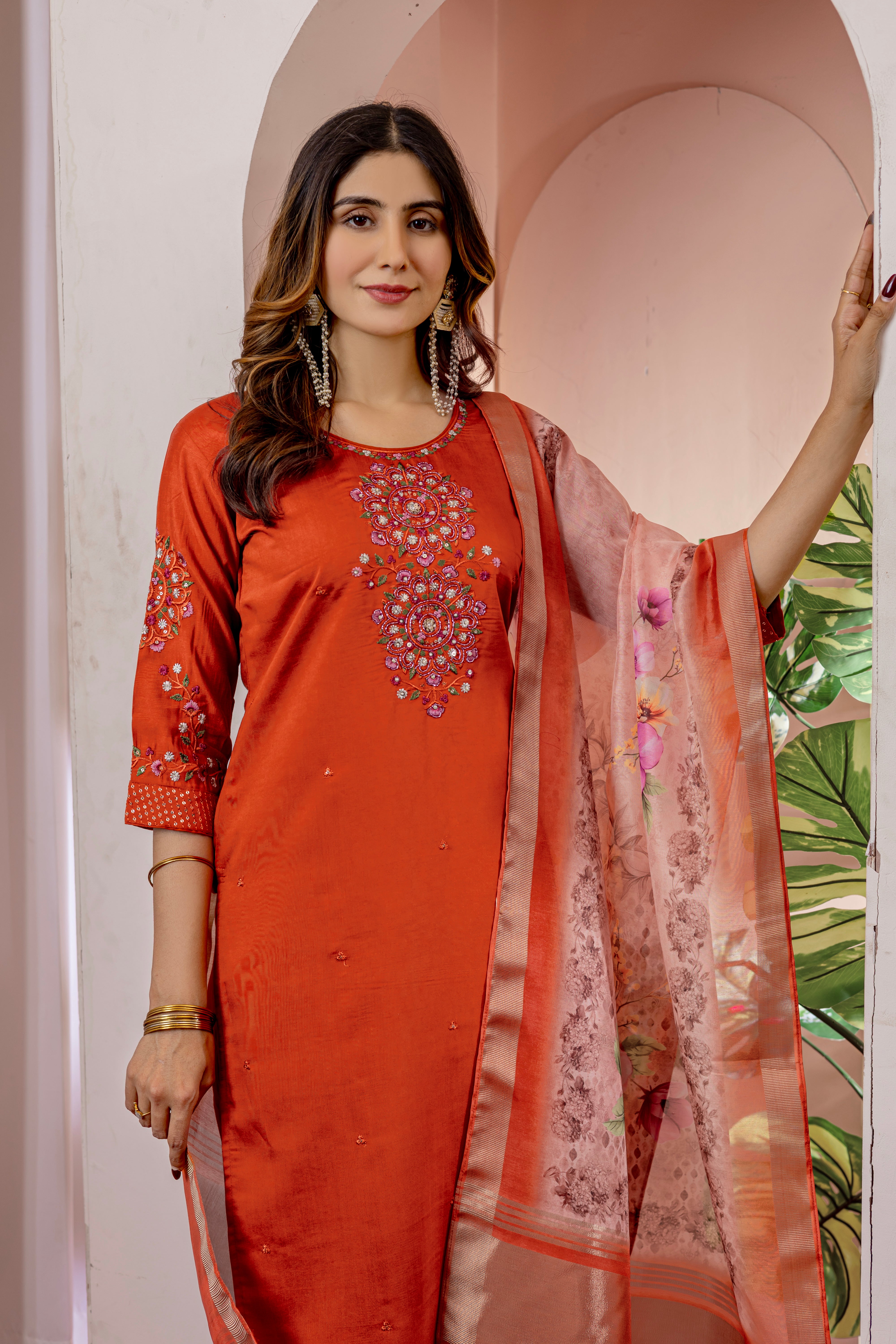 Elegant Straight Kurti Pant Dupatta Set