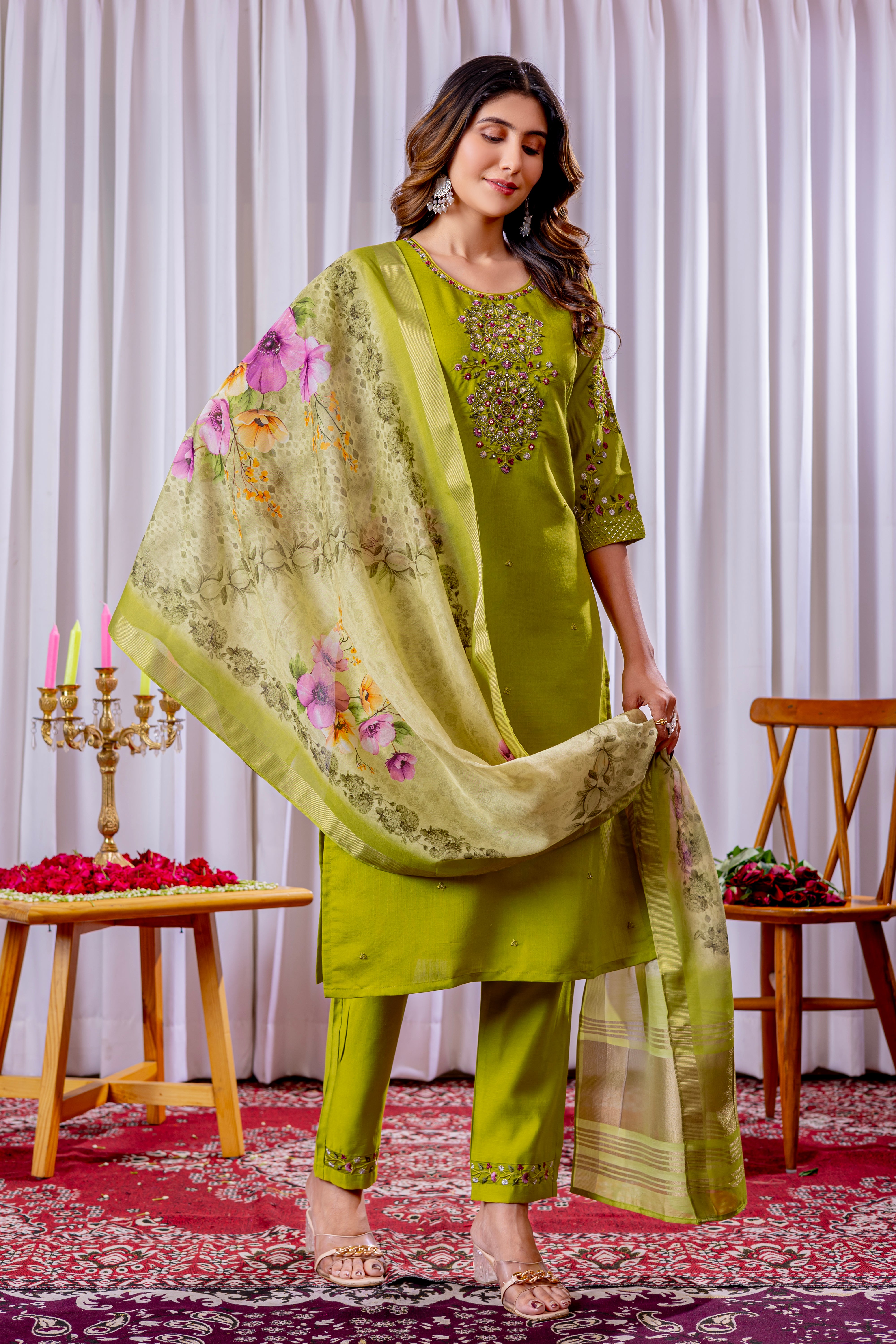 Elegant Straight Kurti Pant Dupatta Set