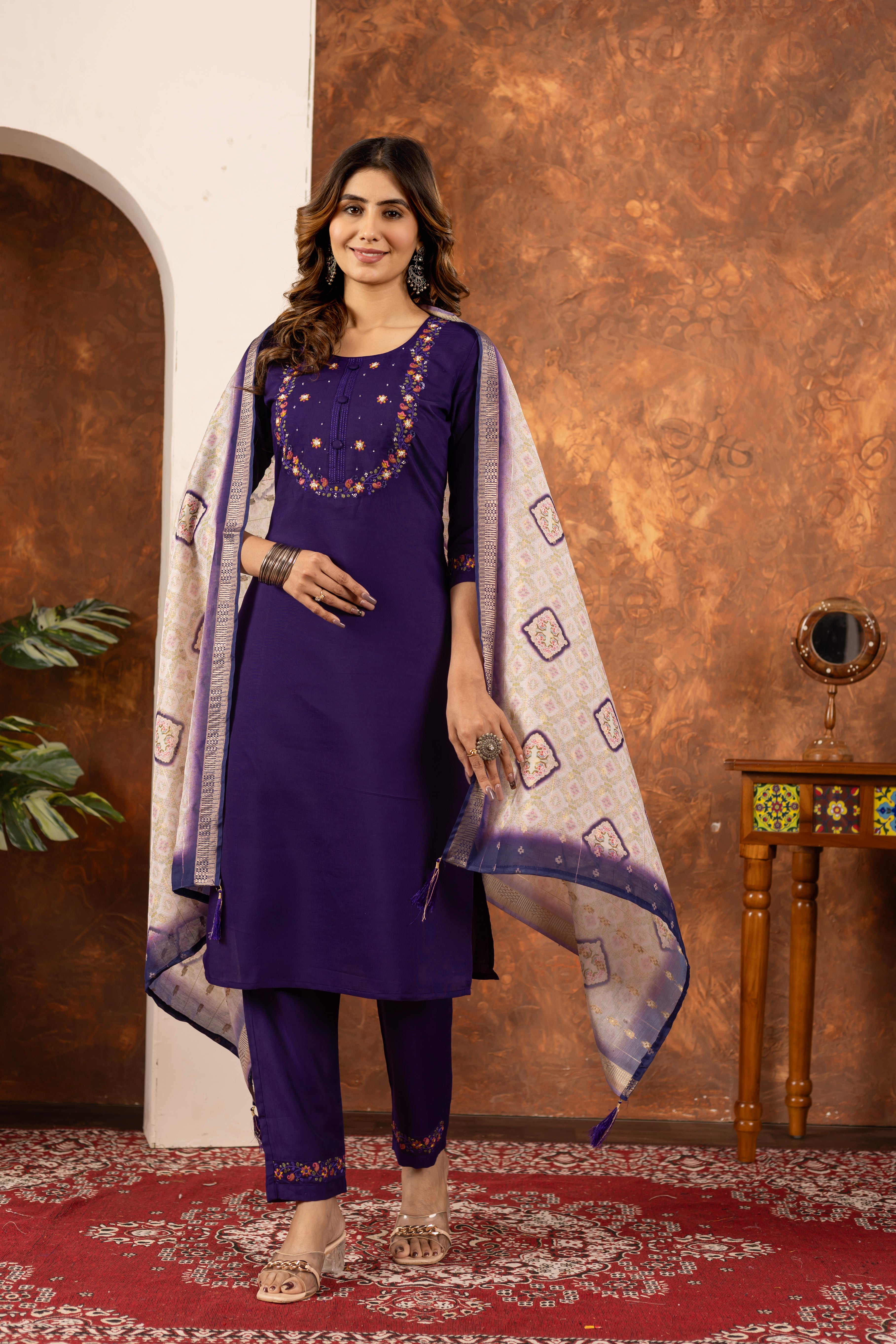Elegant Straight Kurti Pant Dupatta Set