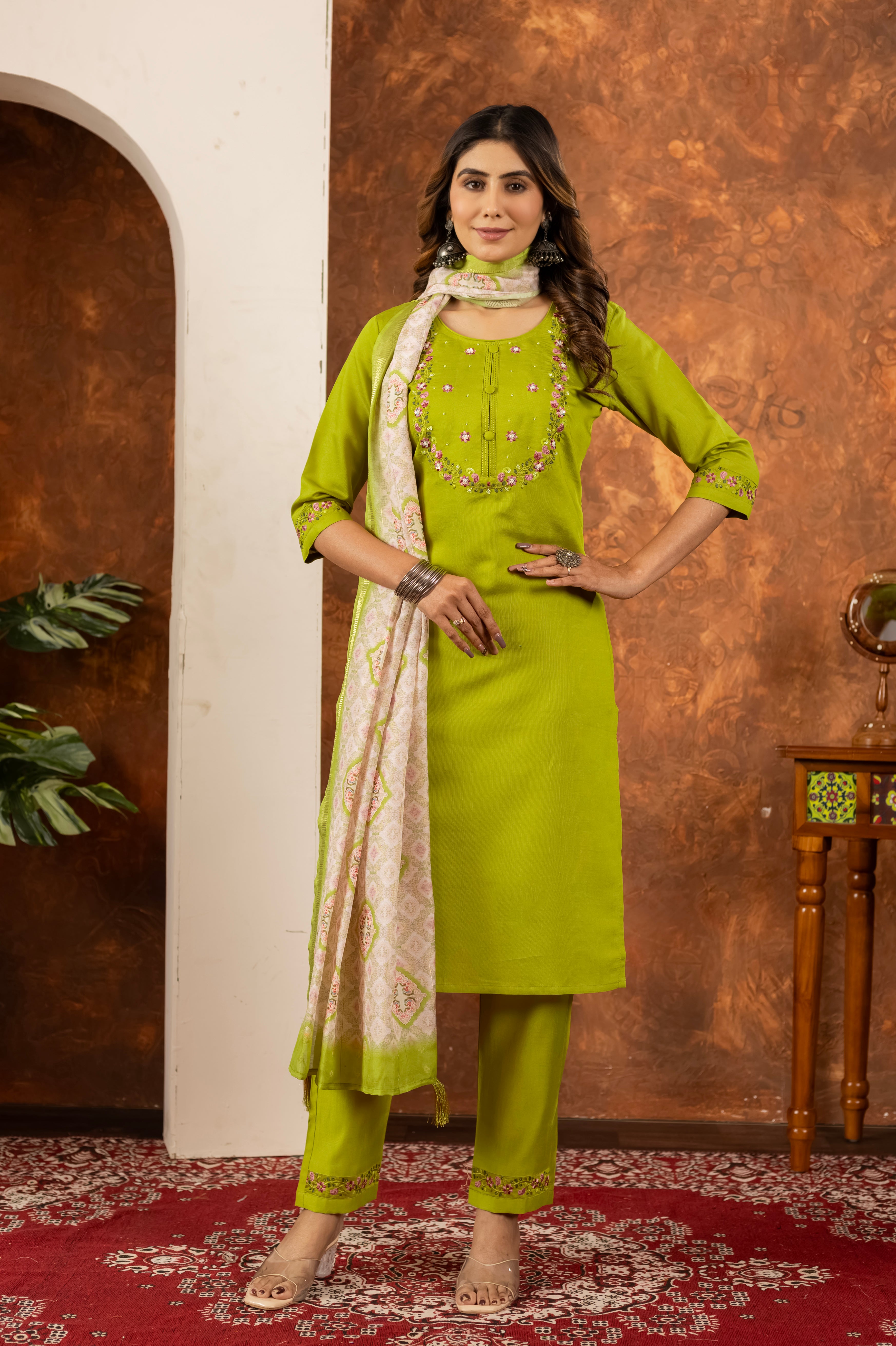 Elegant Straight Kurti Pant Dupatta Set