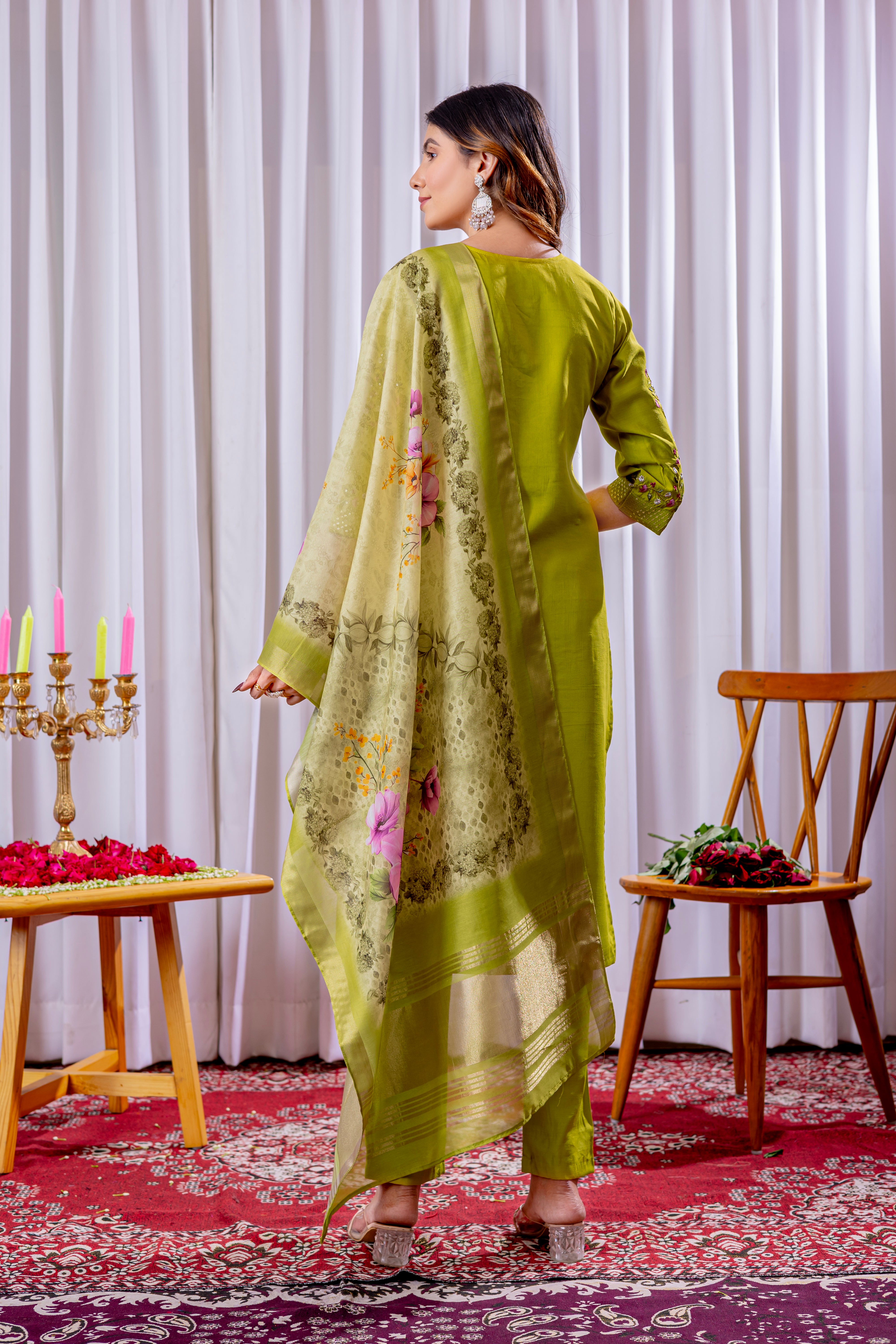 Elegant Straight Kurti Pant Dupatta Set