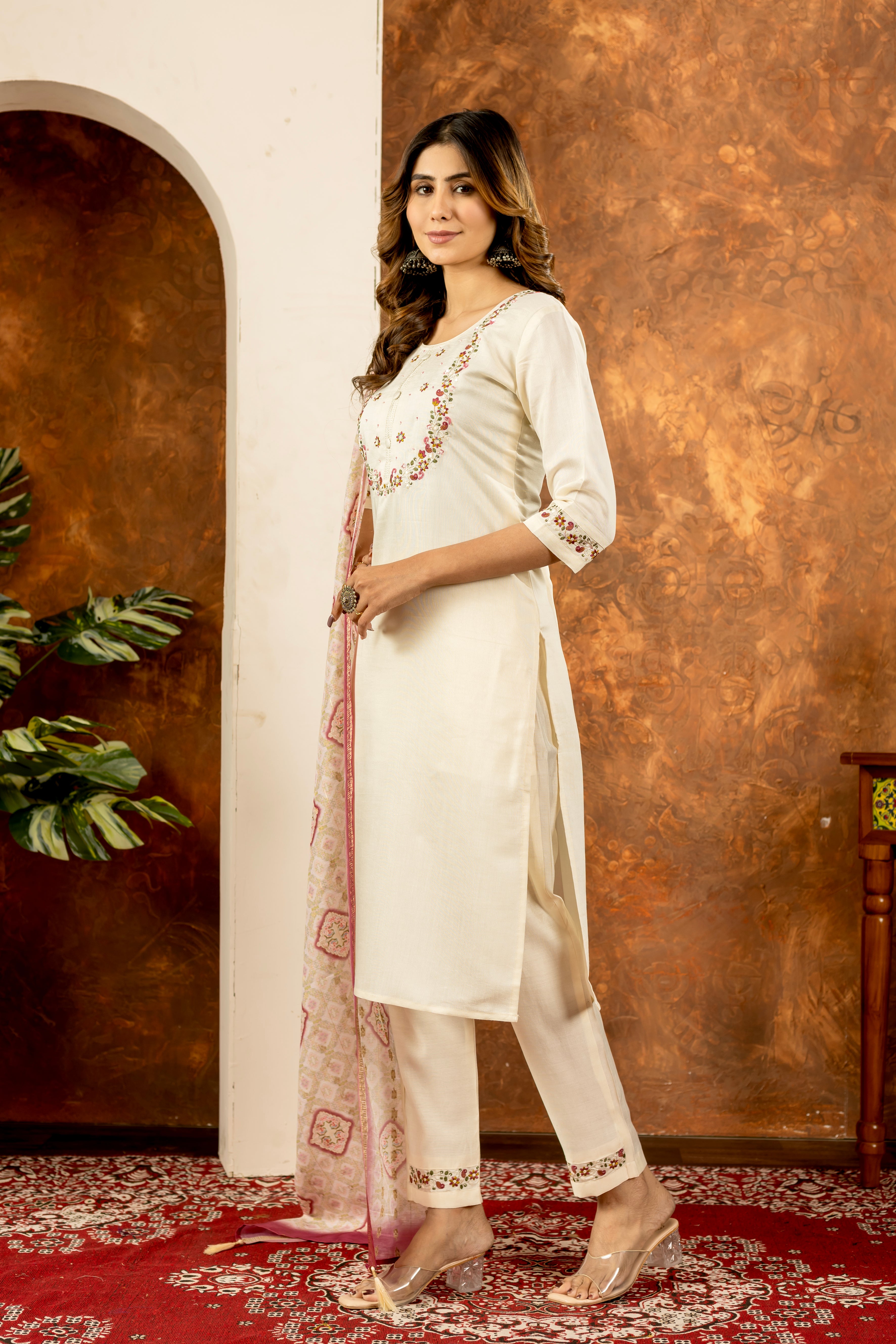 Elegant Straight Kurti Pant Dupatta Set