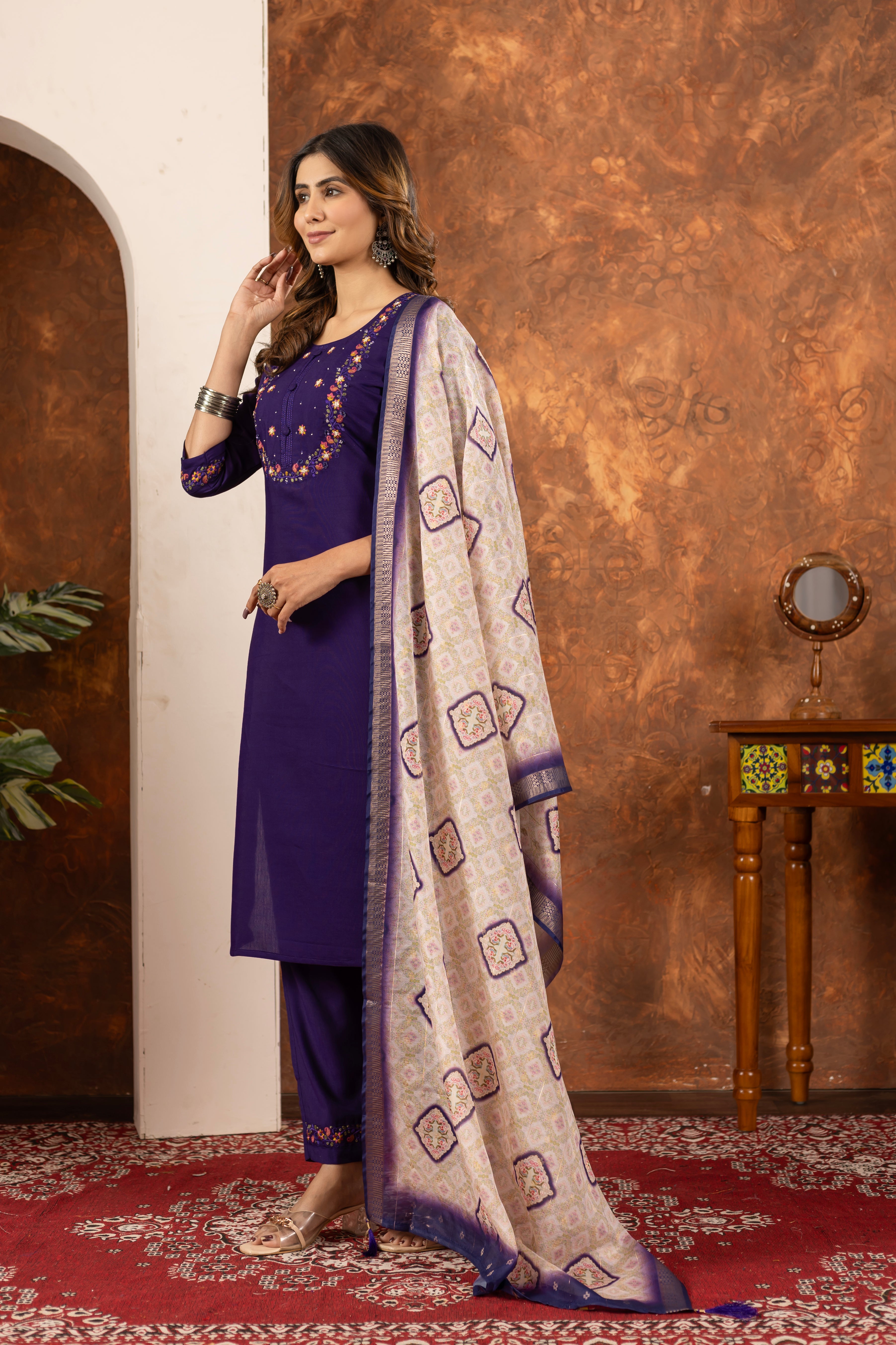 Elegant Straight Kurti Pant Dupatta Set