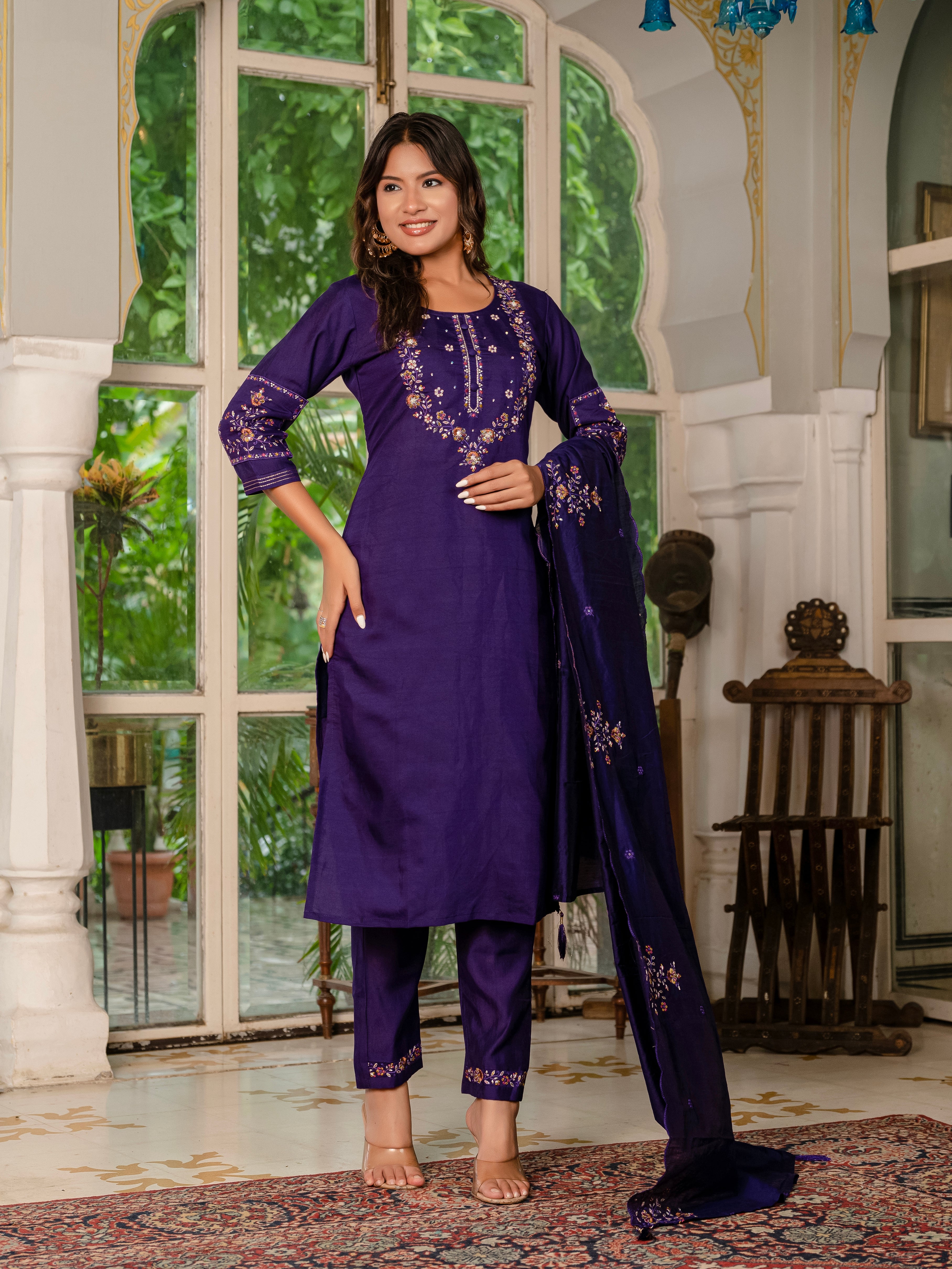Elegant Straight Kurti Pant Dupatta Set